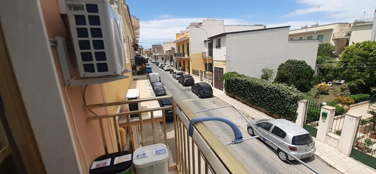 Mignon Locazioni Brevi Ad Avola - Sicilia - Mare Appartement Buitenkant foto